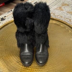 Elegant Black Faux Fur Andrea Pfiter Winter Boots